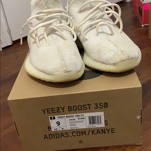 Yeezy Boost 350 V2